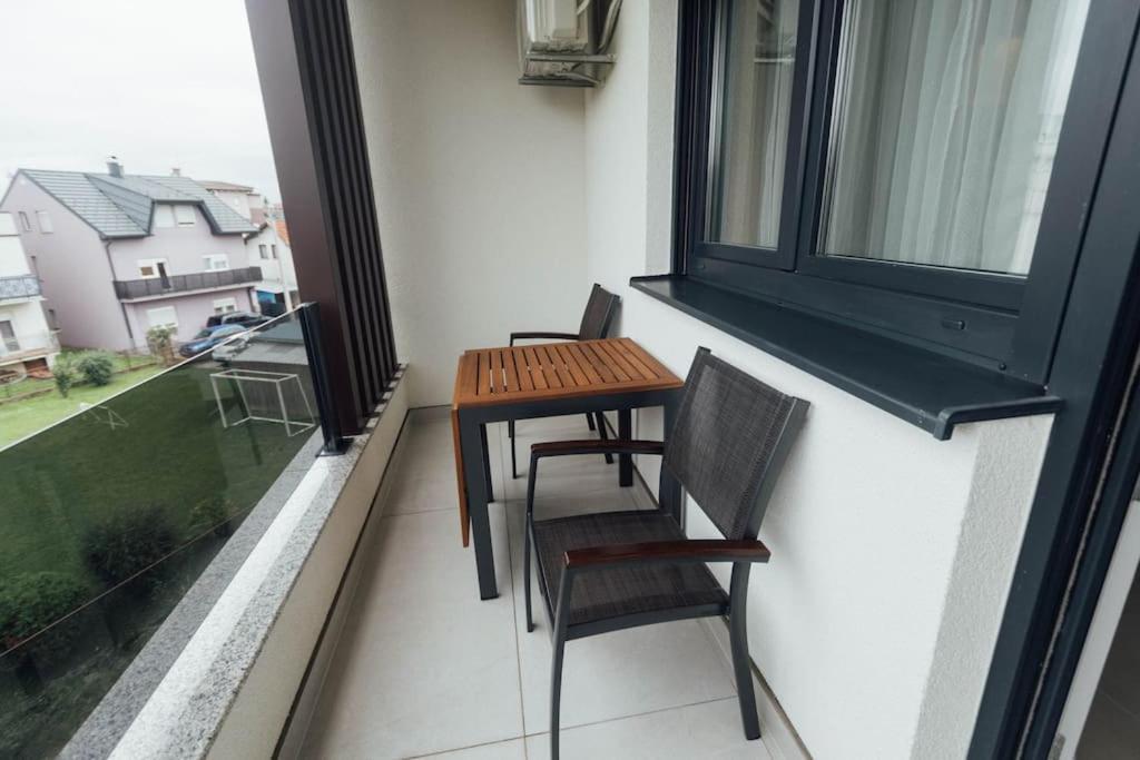 Grgic Apartments - Lux Apt2 - Free Parking Загреб Екстер'єр фото